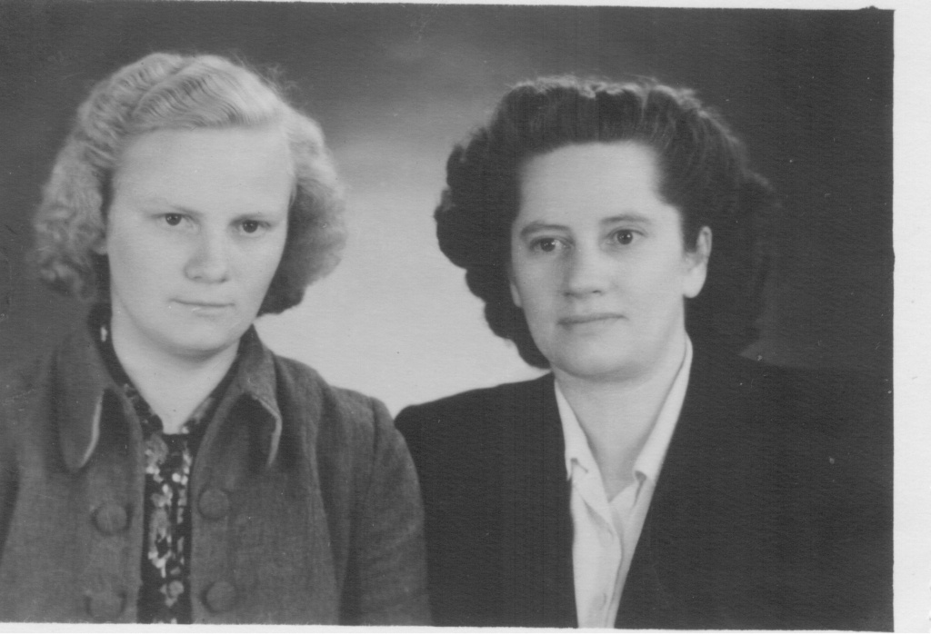 Elju ja Elfriede Schmuul