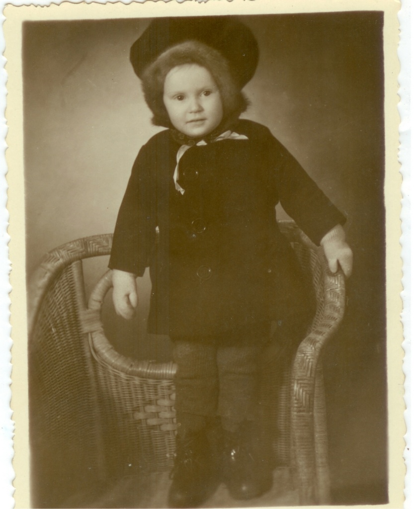 Astrid Muul dets. 1949 Riia