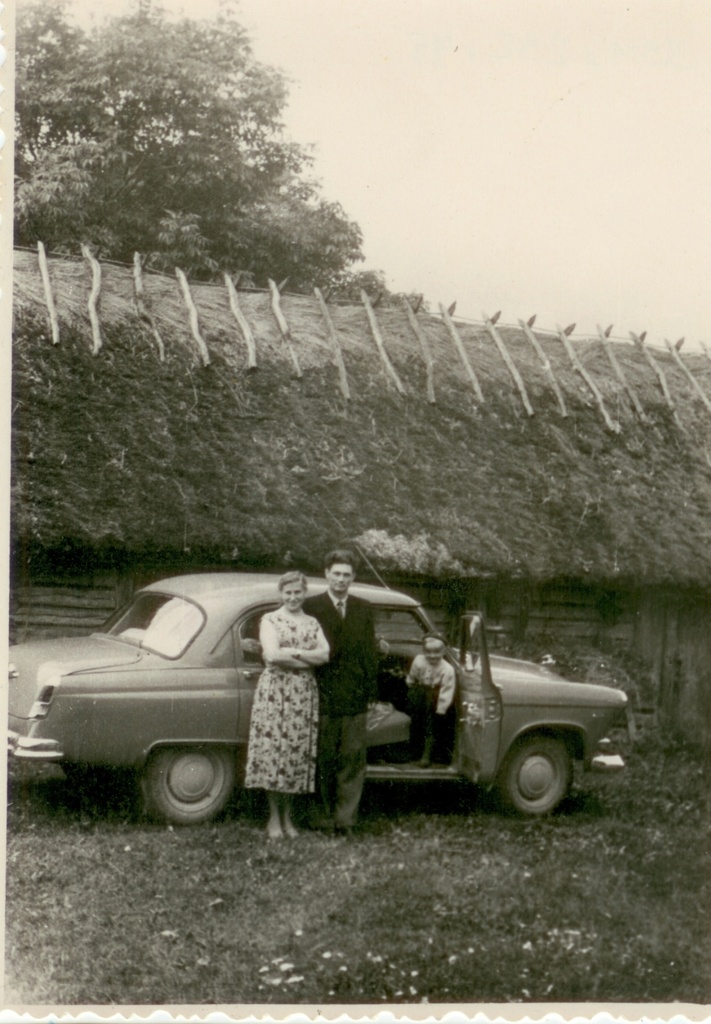 Vally ja Vambola Tuulik Toomal