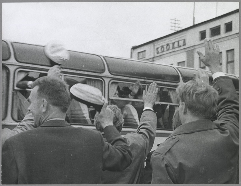 foto, Viljandi, Porvoo meeskoor lahkumas, 1971, foto E. Veliste