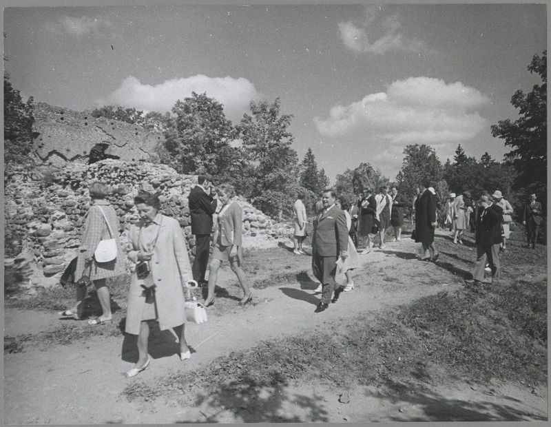 foto, Viljandi, Porvoo, külalised, 1971, foto E. Veliste