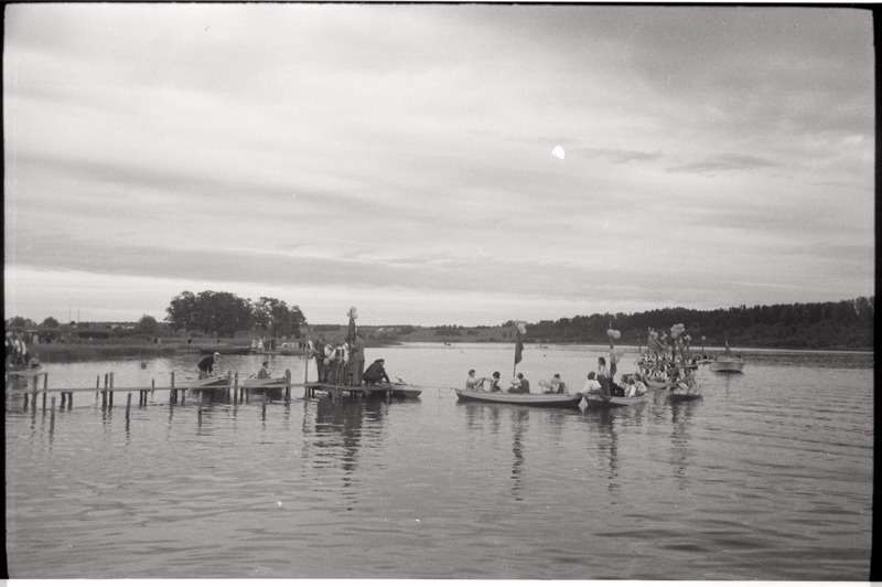 negatiiv, Viljandi, laulupeo veepidu Viljandi järvel, 1960