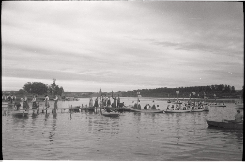 negatiiv, Viljandi, laulupeo veepidu Viljandi järvel, 1960