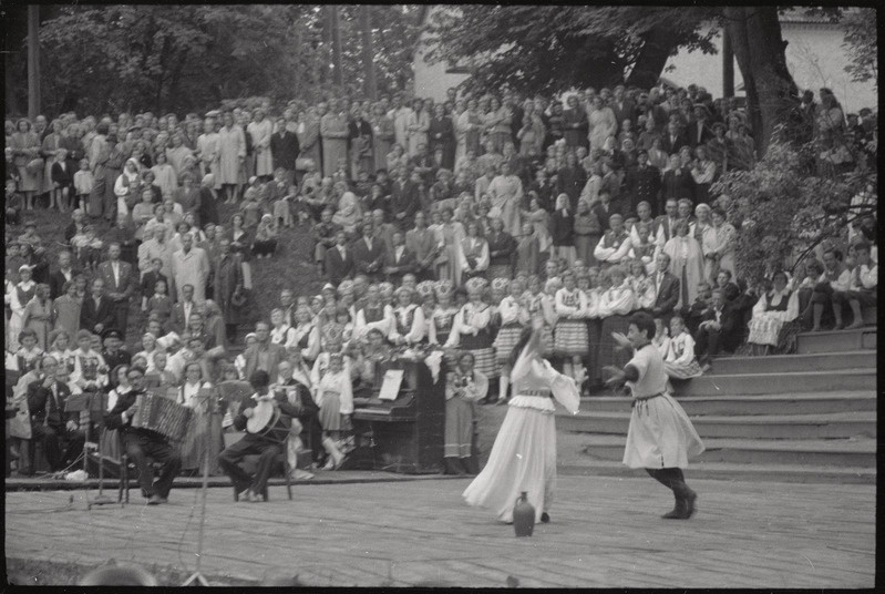 negatiiv, Viljandi Laulupidu, ühendkoorid ja publik, 1960
