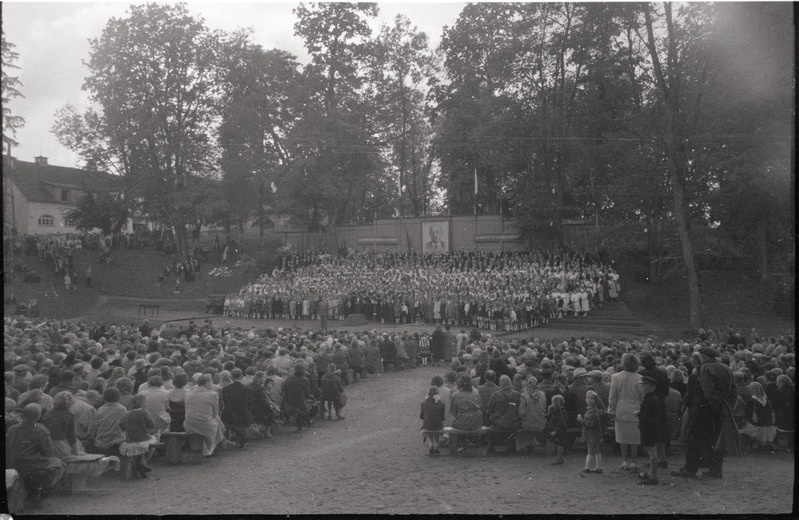 negatiiv, Viljandi Laulupidu, ühendkoorid ja publik, 1960