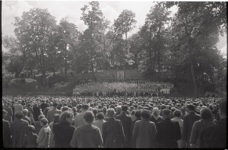 negatiiv, Viljandi Laulupidu, ühendkoorid ja publik, 1960