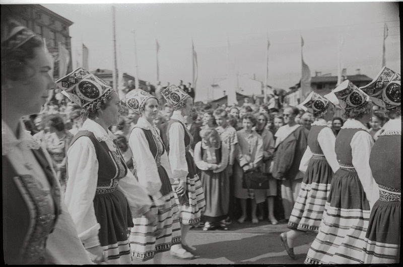 negatiiv, ENSV Üldlaulupidu, rongkäik, 1960