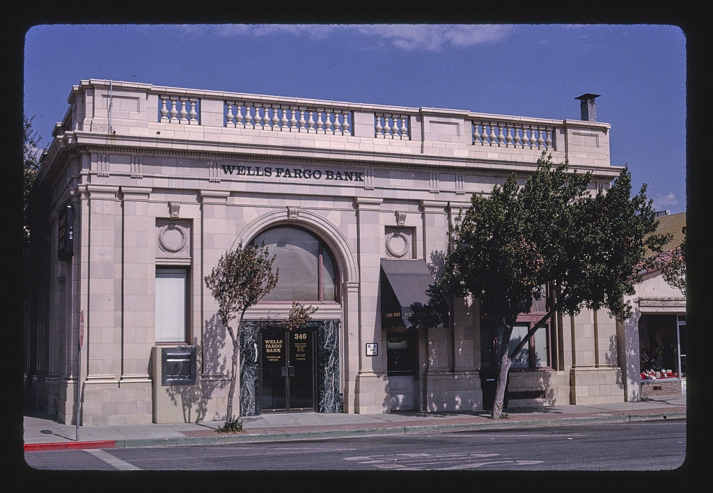 Wells Fargo Bank, Alta Street, Gonzales, California (LOC)
