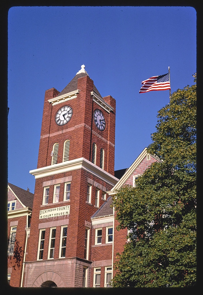Dickinson County Courthouse (1896), Iron Mountain, Michigan (LOC)
