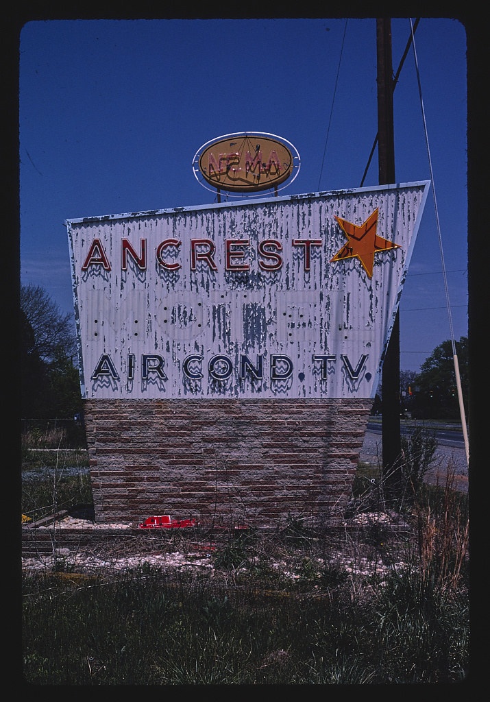 Ancrest Motel sign, Route 29, Charlotte, North Carolina (LOC)