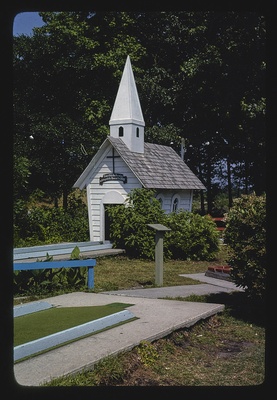 White steeple hole, Wacky Golf, North Myrtle Beach, South Carolina (LOC)  duplicate photo