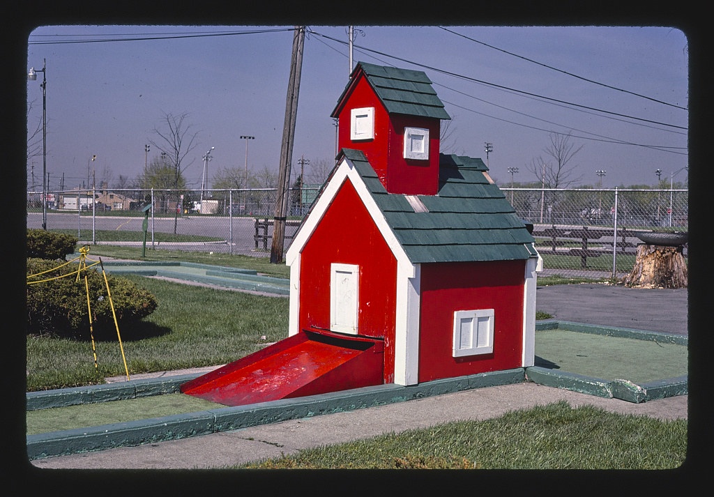 School hole, Royal Oak miniature golf, Royal Oak, Michigan (LOC)