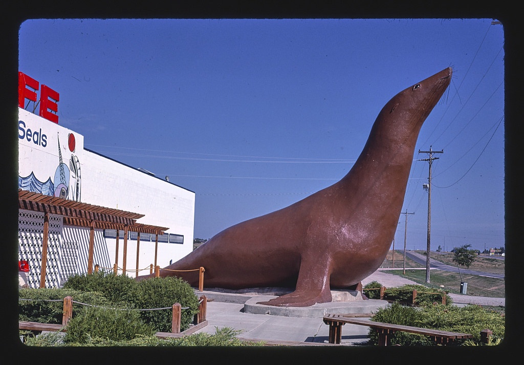 Marine Life seal statue, Route 16, Rapid City, South Dakota (LOC)