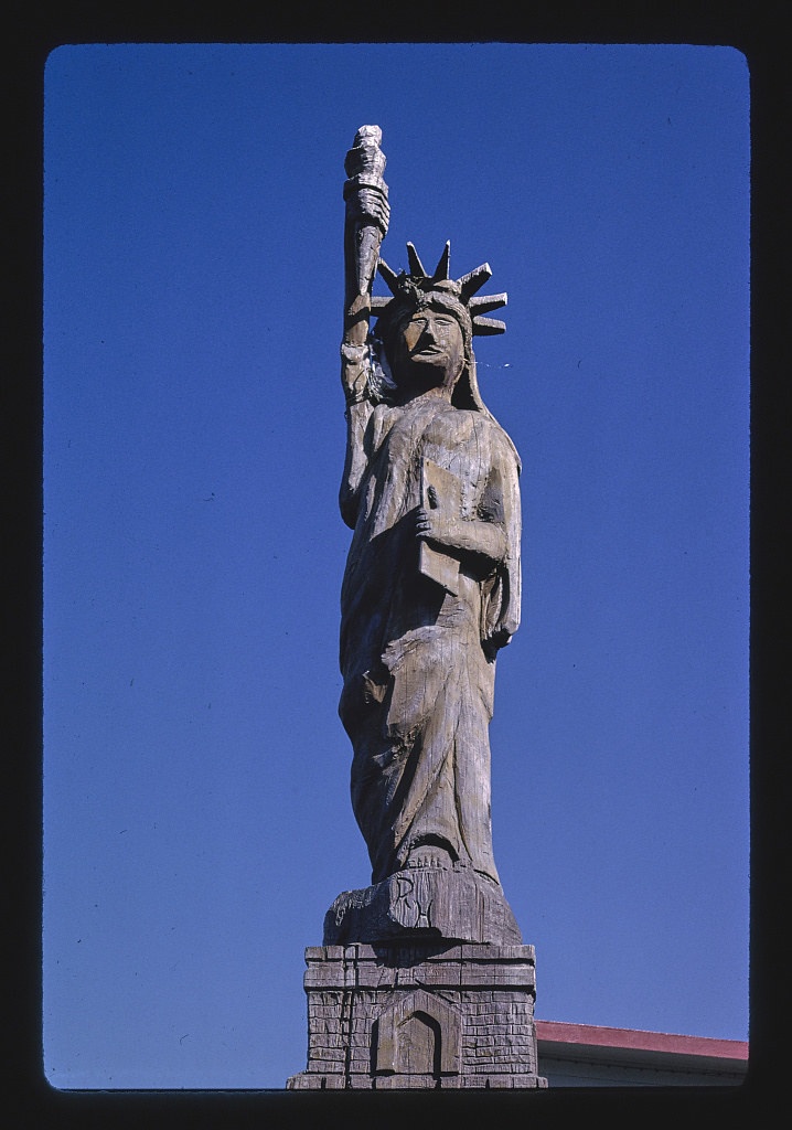 Statue of Liberty at Shoreline market (close up), Route 101, Orick, California (LOC)