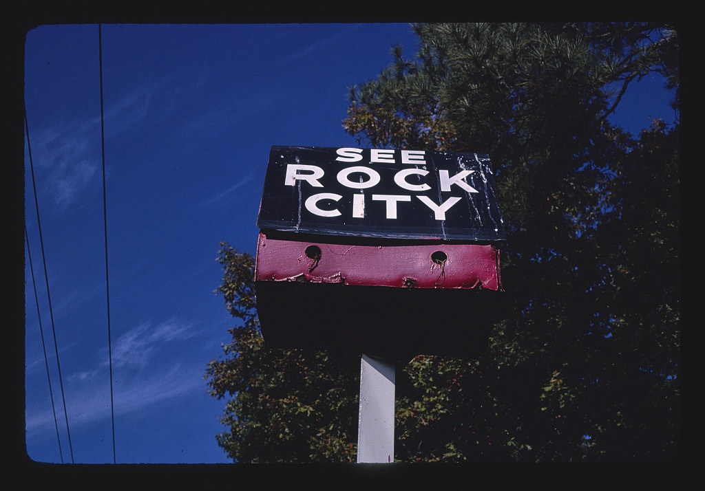 Rock City Birdhouse, Route 41, Resaca, Georgia (LOC)