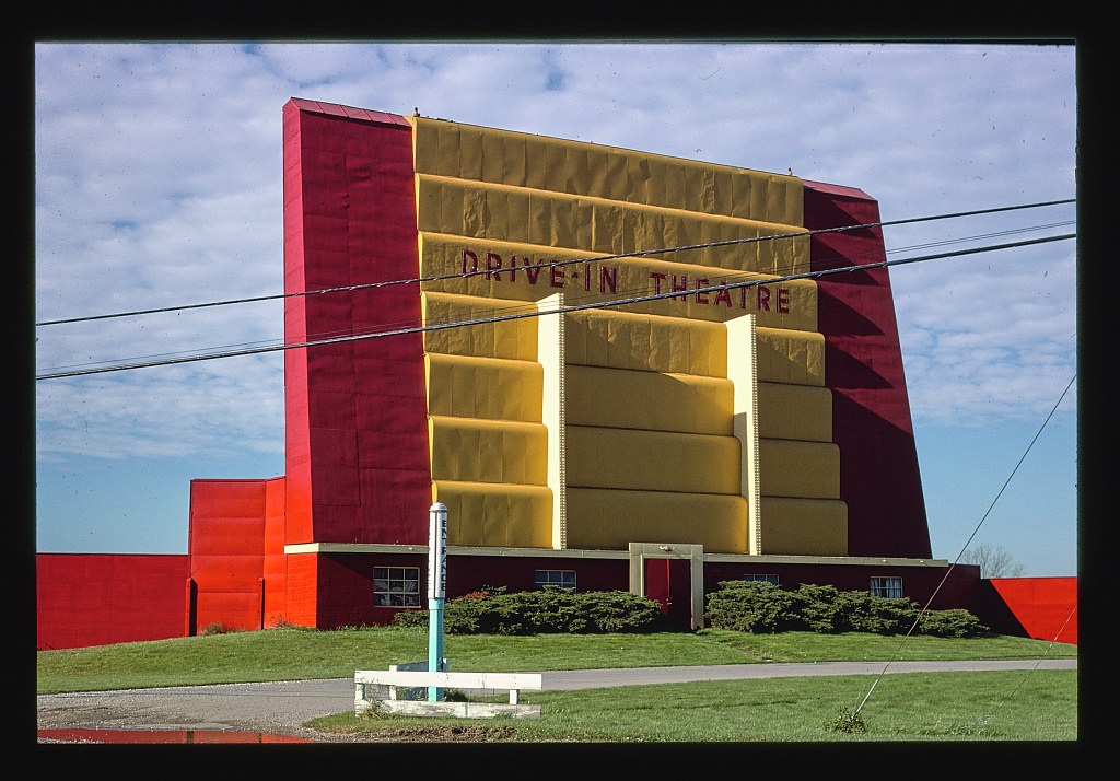 Kenosha Drive-in Theater, Route 32, Kenosha, Wisconsin (LOC)
