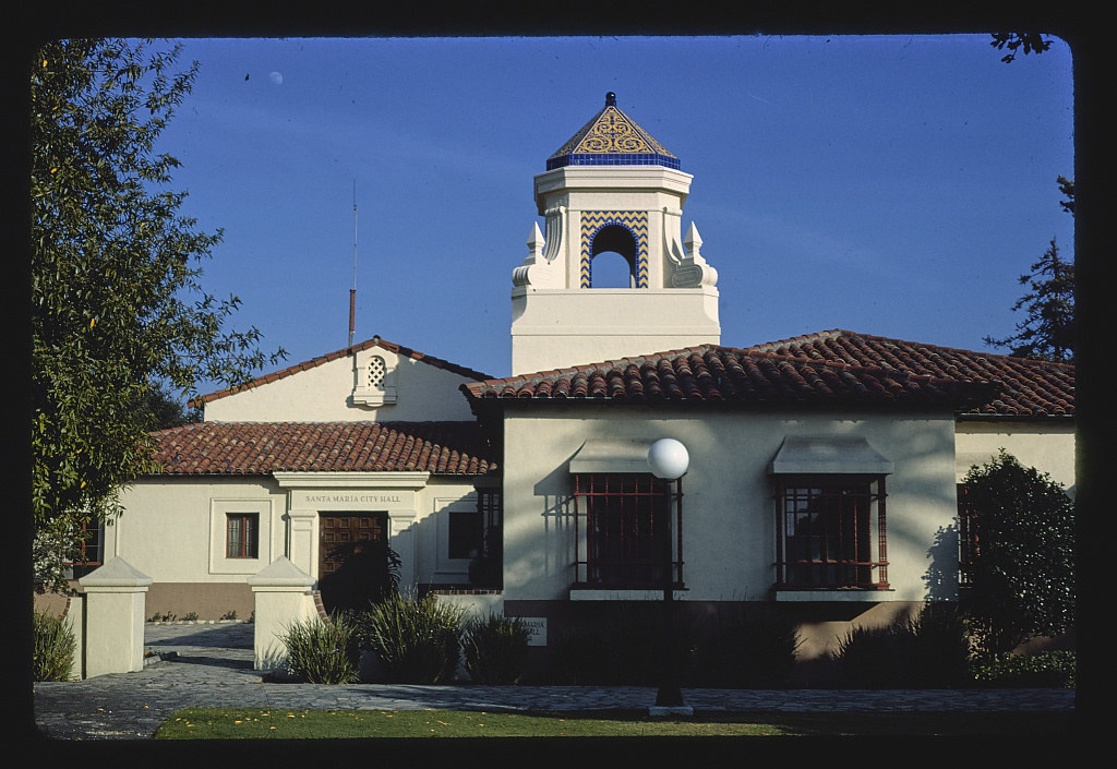 City Hall, angle 1, Broadway & Cook Street, Santa Maria, California (LOC)