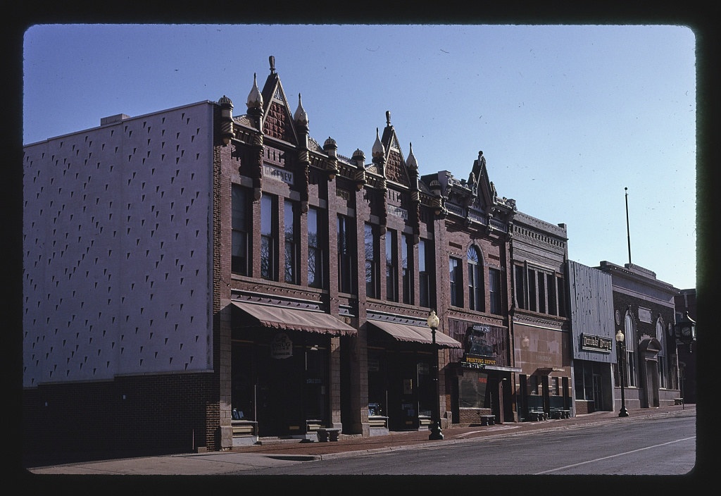 Gaffney Building & Beadles Building (1890), angle 1A, Oklahoma Avenue, Guthrie, Oklahoma (LOC)