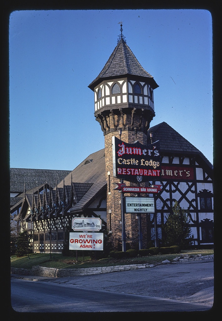 Jumer's Castle, Western Avenue, Peoria, Illinois (LOC)