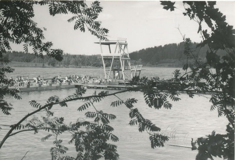 Hüppetorn Kääriku järvel