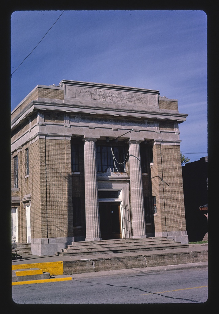 Ladora Savings Bank, Route 6, Ladora, Iowa (LOC)