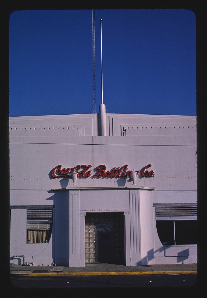 Coca Cola Bottling Company, vertical entrance detail, 12th & Austin, Waco, Texas (LOC)