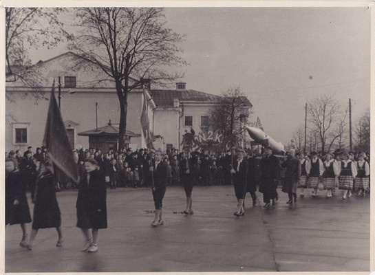 Oktoobripühade demonstratsioon Narvas