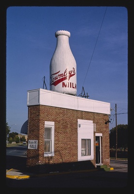 Roadside America -- Townley milk bottle, Oklahoma City, Oklahoma  duplicate photo