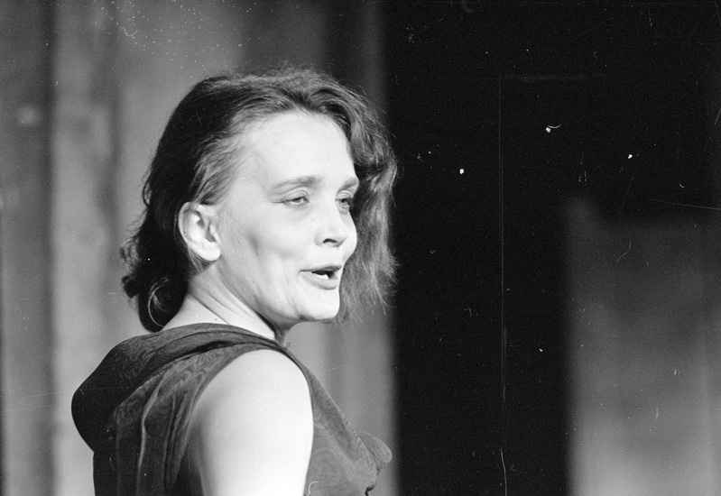 „Aristokraadid“ (Nikolai Pogodin). Rakvere teater 1973. Sonja – Viive Aamisepp.