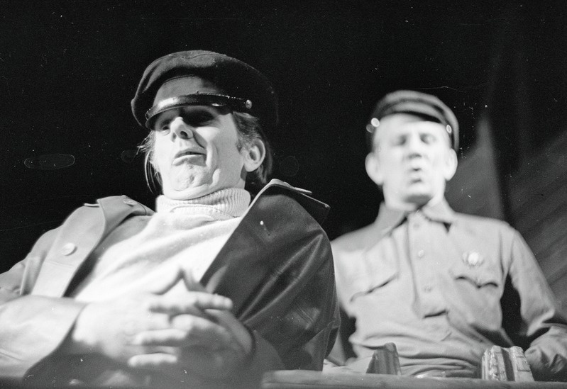 „Aristokraadid“ (Nikolai Pogodin). Rakvere teater 1973. Kapteni-Kostja - Eldor Valter, Mitja – Olev Eek.