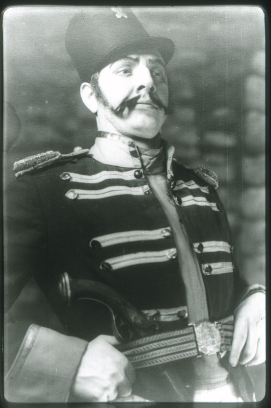 Reprofoto. "Carmen" (G. Bizet. estonia, 1940. Zuniga - Ott Raukas.