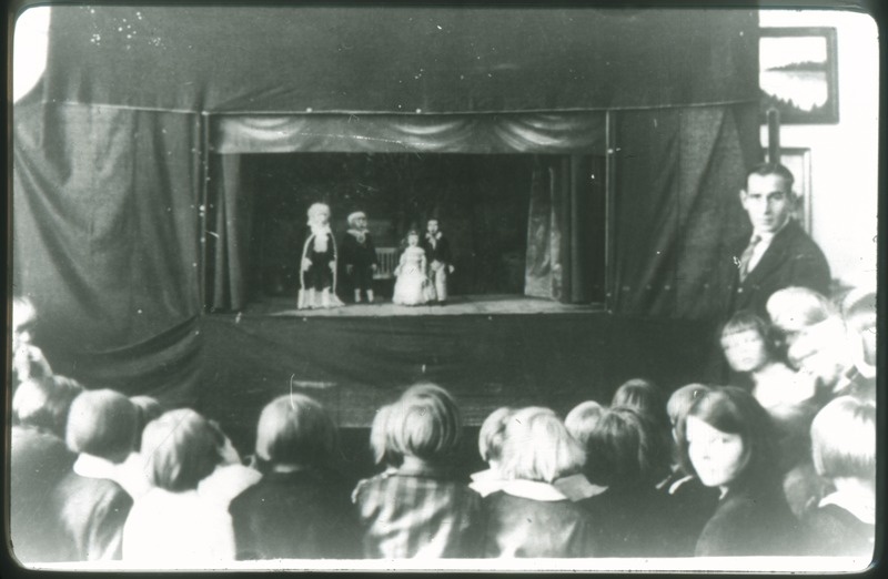 Reprofoto. Samuel Siisaku nukuteater.