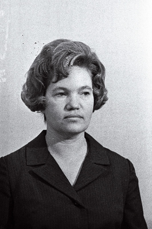 Gruzina, Margarita Ivani tütar - Keskrajooni rahvakohtuniku kandidaat.