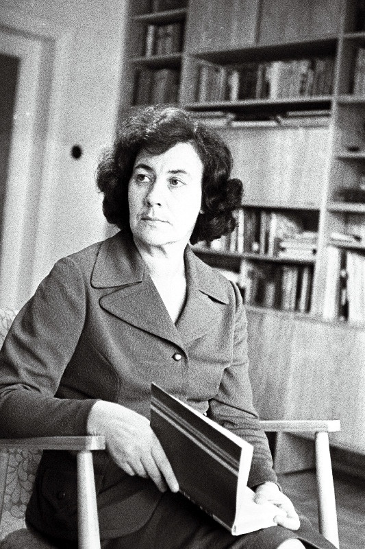 Poetess Debora Vaarandi.