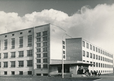 foto, Viljandi internaatkool (5. keskkool, Paalalinna kool), 1965, foto A. Kiisla  duplicate photo
