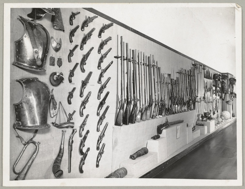 Riiklik Etnograafia Muuseum Tartus. Kultuurilooline osakond. Relvakogu.