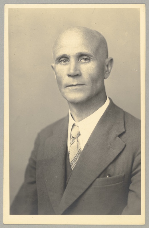 Portree: Jüri Uustalu - ENSV Ülemnõukogu saadik 1941. a.