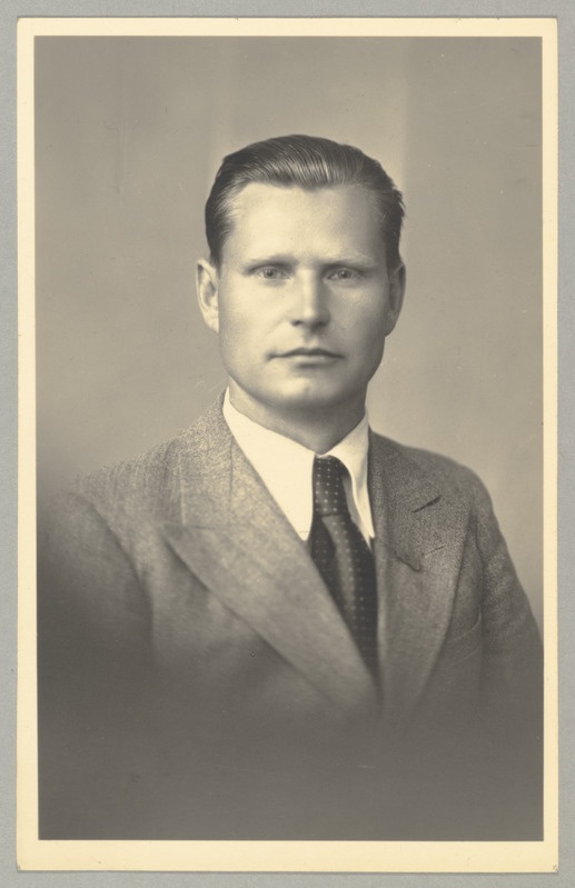 Portree: Jaan Tross - ENSV Ülemnõukogu saadik 1940. a.