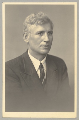 Portree: Hermann Arbon - ENSV Ülemnõukogu saadik 1940. a.  duplicate photo