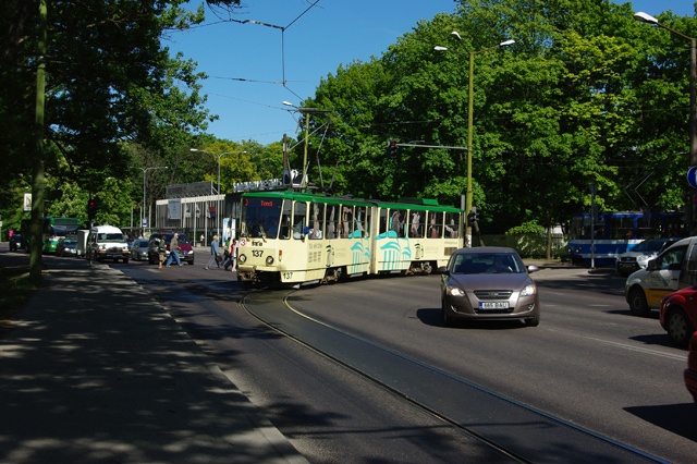 Rahvusooperi tramm ja Kadrioru keskus