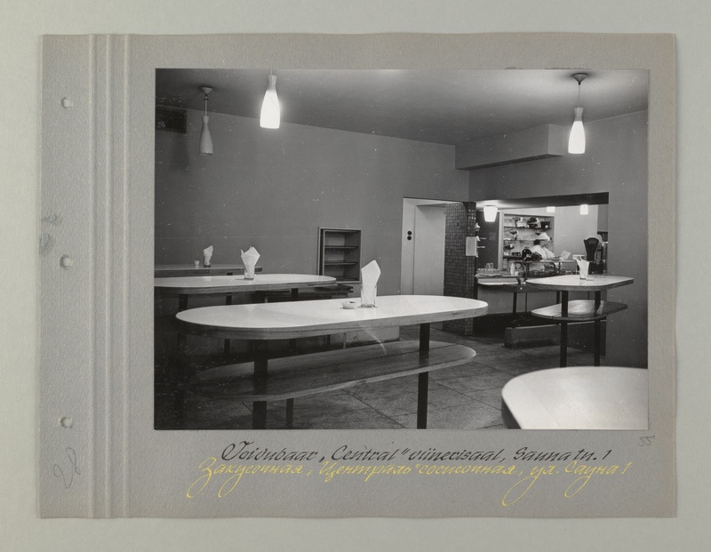 Tallinna sööklate, restoranide ja kohvikute trust. Toidubaar "Central" viinerisaal, Sauna tn.1, ca 1967. a.