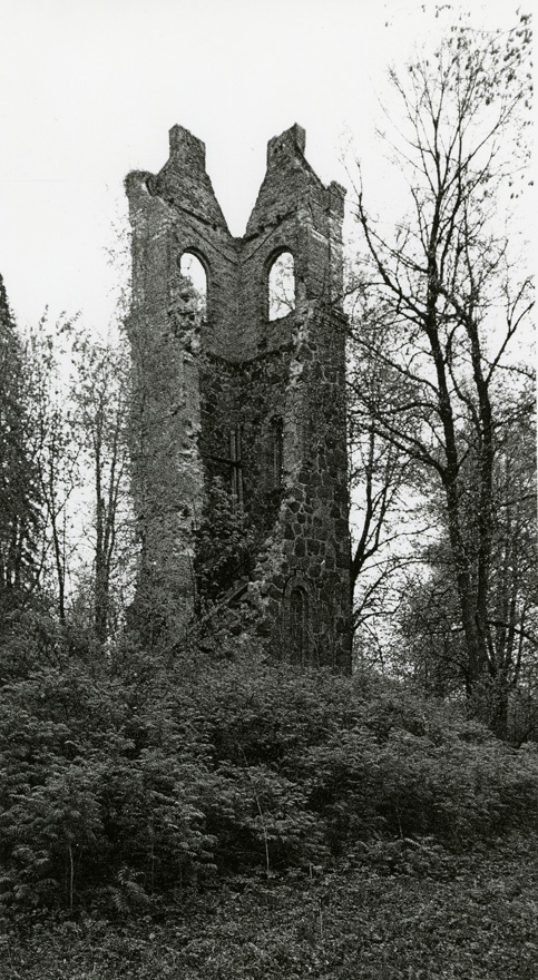 Mehikoorma kirik, vaade idast. Arhitekt Reinhold Guleke