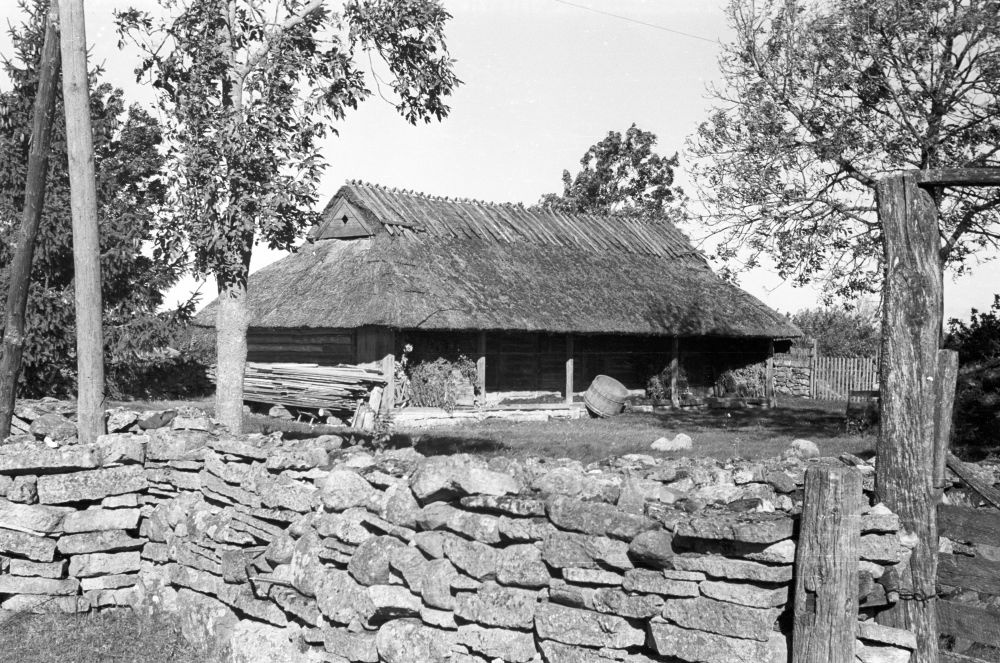 Ait Liigalaskma külas.