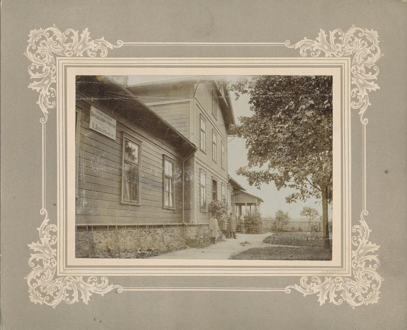 pappalusel foto Viljandi, Uueveski tee 3, Karl Vilhelmson'i erakool, u 1905