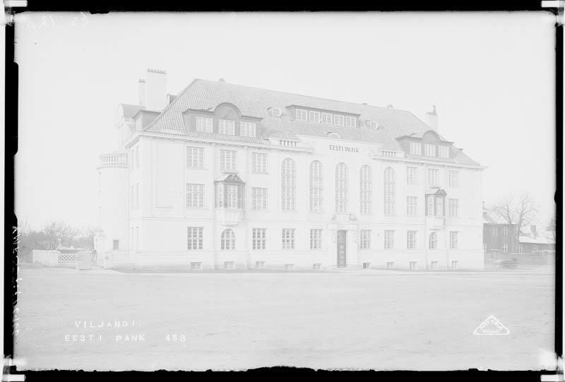 fotonegatiiv, Viljandi, Vabaduse plats, Eesti Pank, u 1929, foto J. Riet