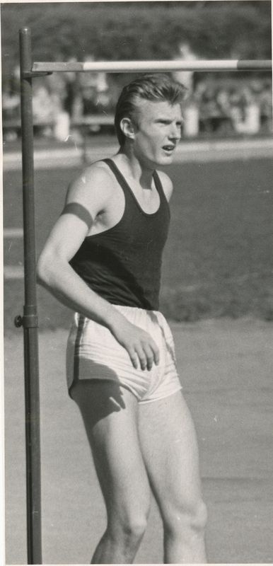 Jüri Tarmak noore kõrgushüppajana