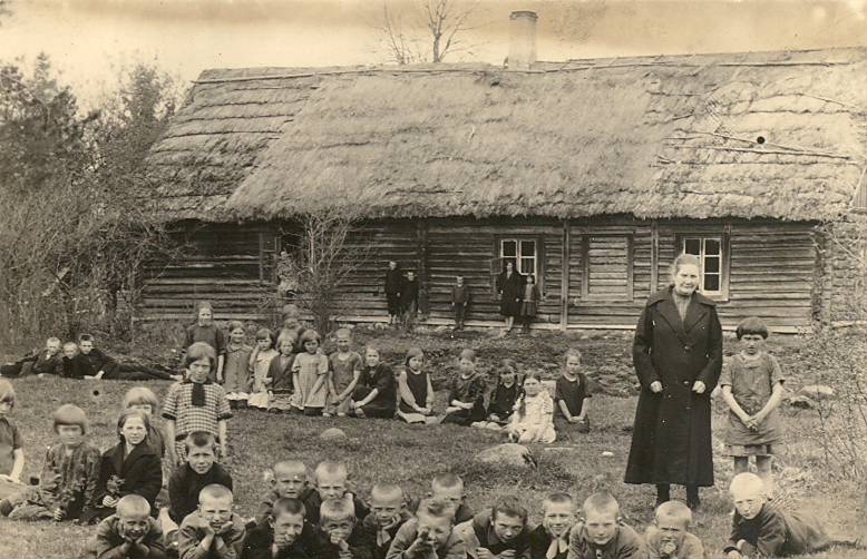 Tudu vana koolimaja