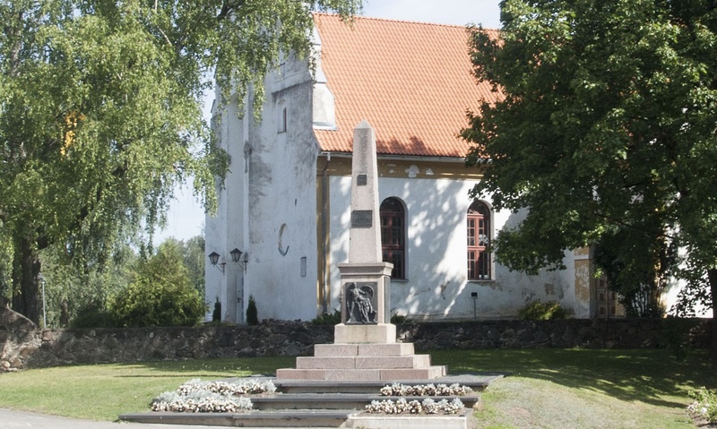 Vabadussõja mälestussammas Põlvas rephoto