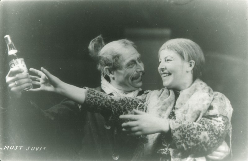 Reprofoto. "Must Suvi" (Rudolf Sirge). 1937. Sasmin - Johannes Kaljola, Miina - Ly Lasner.