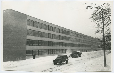 Tehas "Volta" uus administratiivhoone Tööstuse t. 47.  similar photo